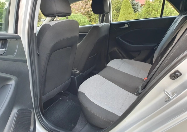 Hyundai i20 cena 35900 przebieg: 129000, rok produkcji 2016 z Rajgród małe 301